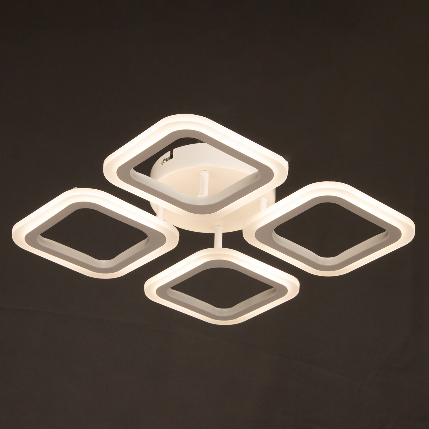 Светильник потолочный светодиодный 05104-0.3-04 WH LED 3000-6000К 56W S=15м2  (3 режима)*1/20