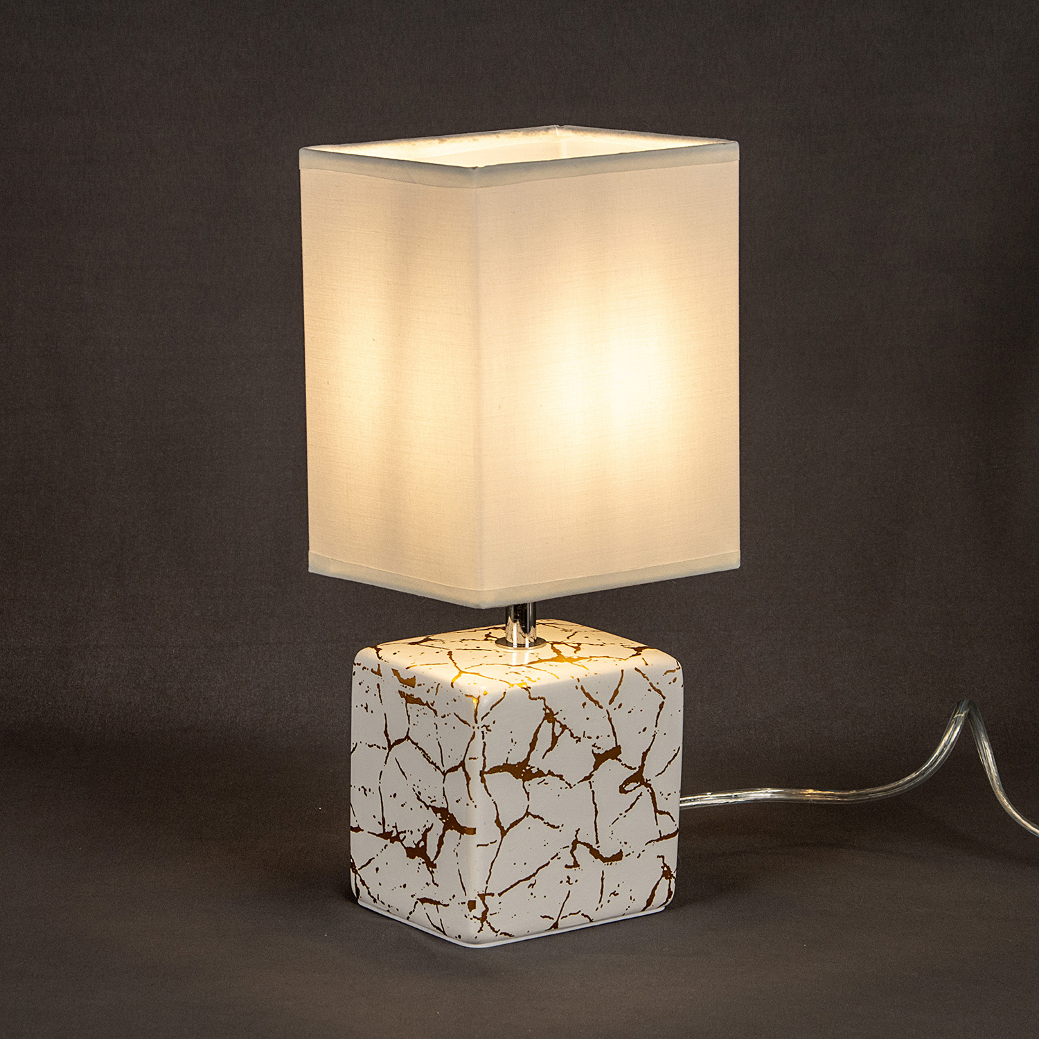 Лампа настольная G32228/1T WT+GD WT Е14 40Вт S=2м2 *1/30