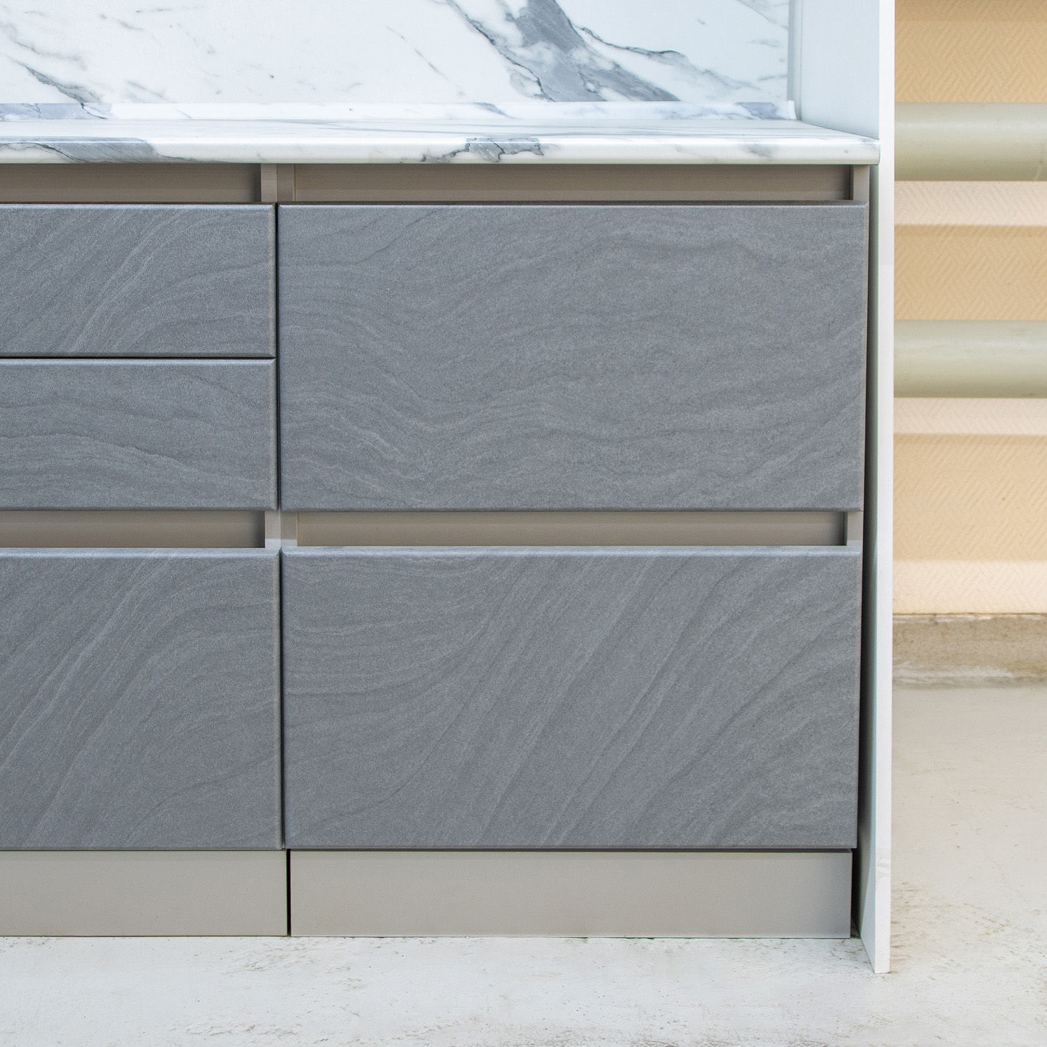 Шкаф напольный 600х850х600 мм BROZEX-WOOD GreyWind, с двумя ящиками