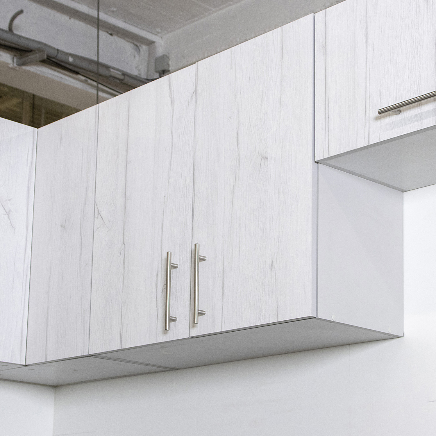 Шкаф навесной 600х676х290 мм BROZEX-WOOD Camellia, с двумя дверцами, серый / юта