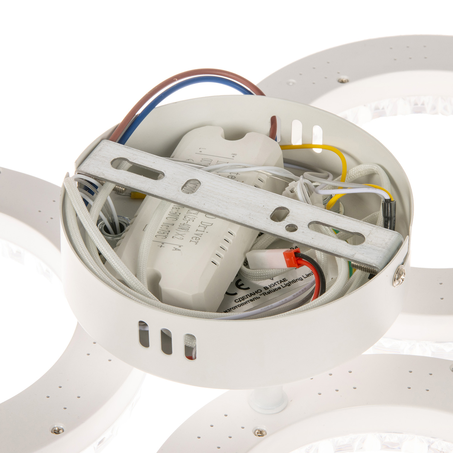 Люстра 09847-0.3-03A WH LED ПДУ+диммер S=10м2 *1