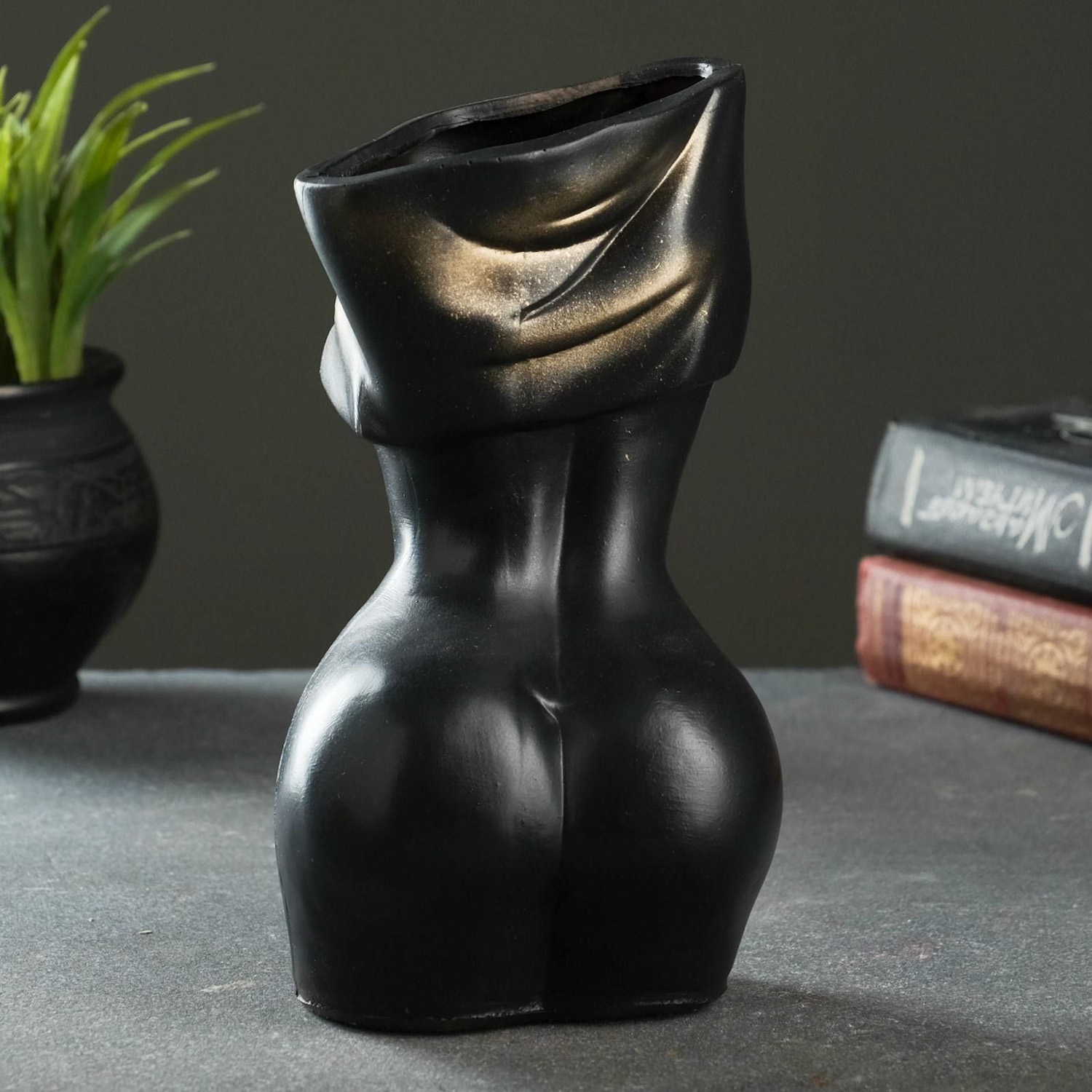 Ваза "Грация" черная с золотом, 0,7 л   7150884