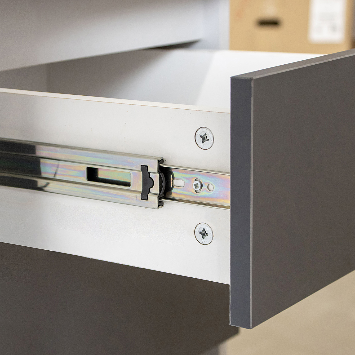 Шкаф напольный 600х850х600 мм BROZEX-WOOD Серый лед, с тремя ящиками, серый / графит