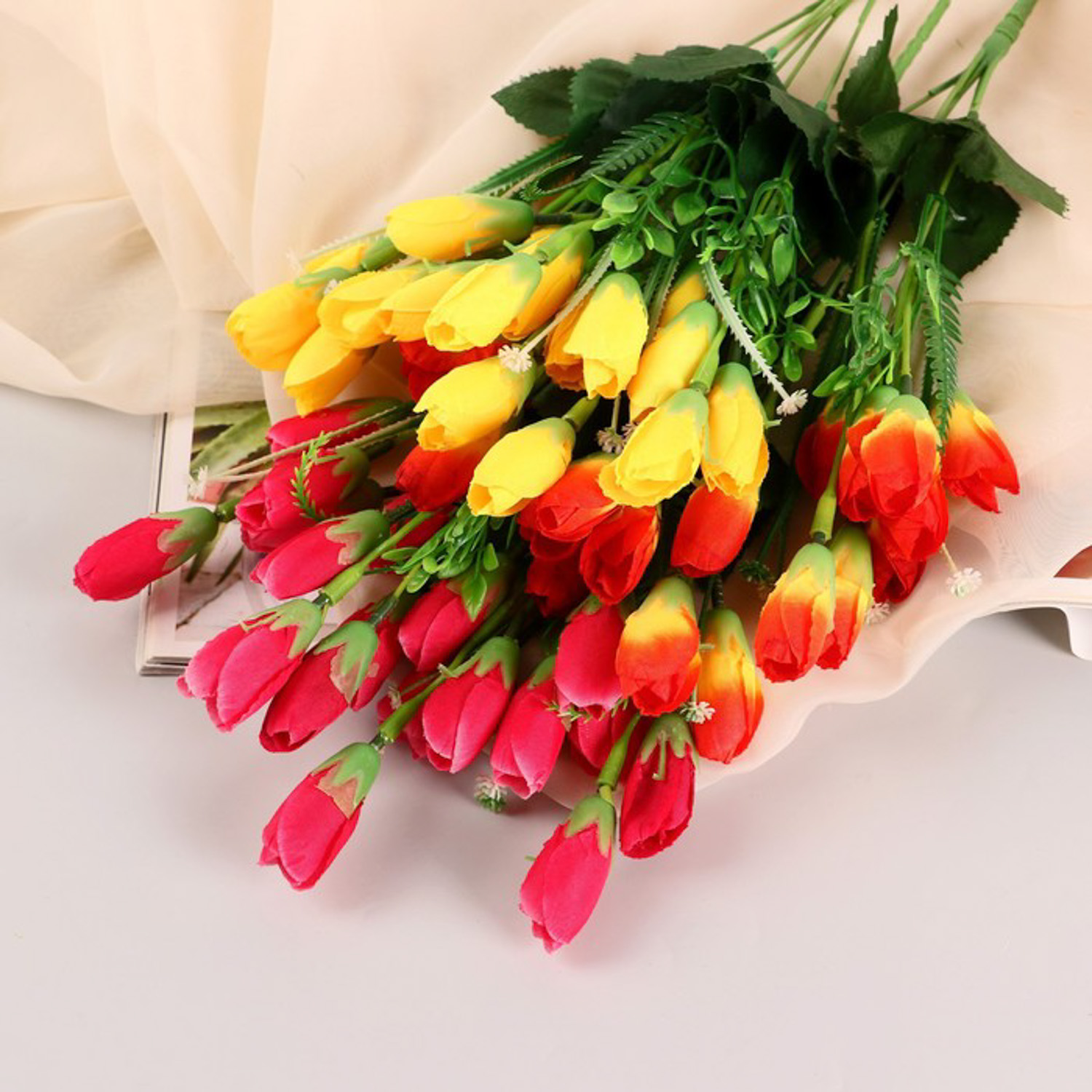 Букет "Тюльпаны галант" 32 см, микс 9229337