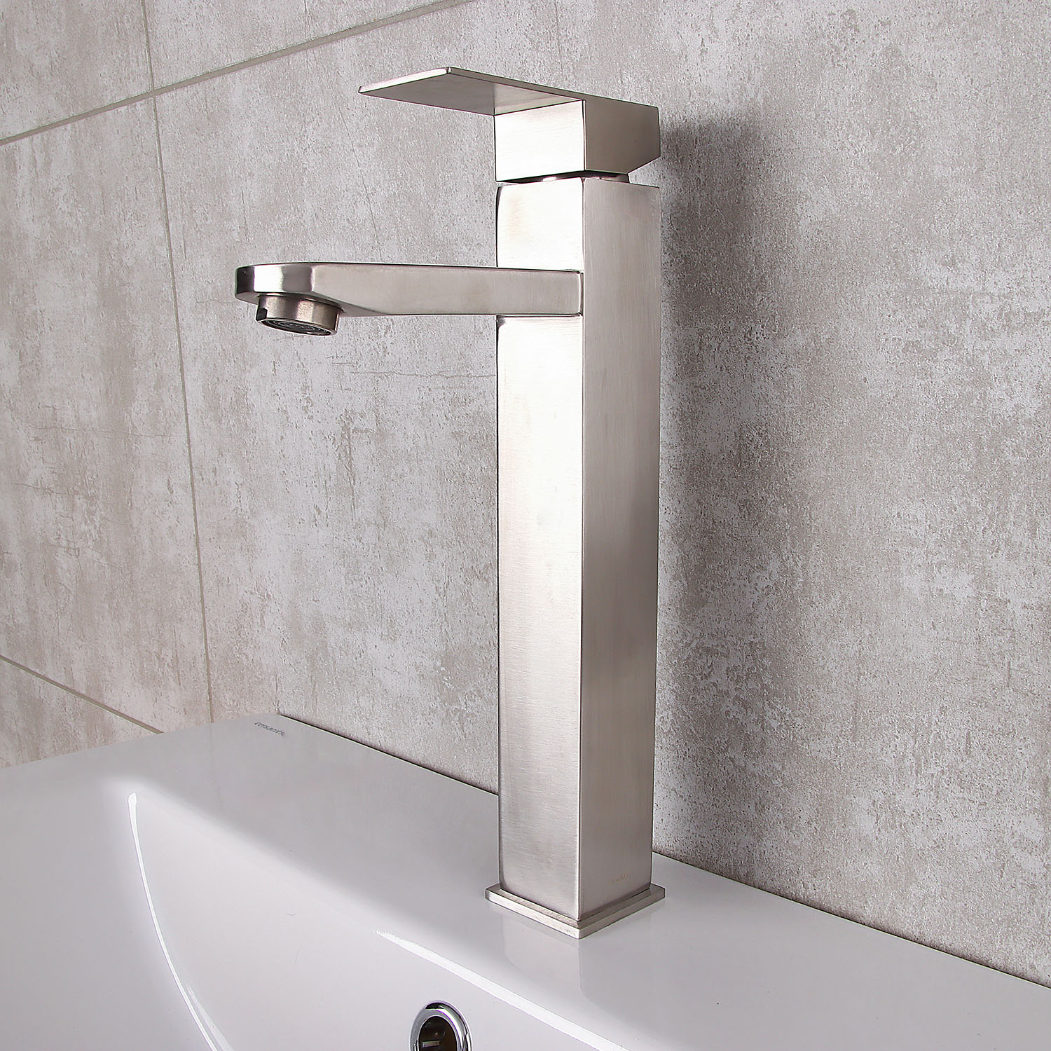 Смеситель для умывальника Potato P10304S-2 нерж. сталь *1/10