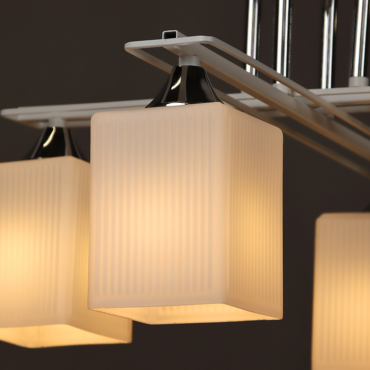 Светильник потолочный N6401/4 WT+CR  4*40W E27 220V (d-480; h-275) S=16м2  VERNER LIGHTING *1