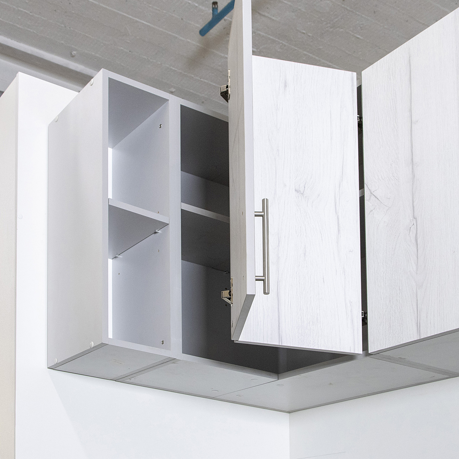 Шкаф навесной угловой 600х600 мм BROZEX-WOOD Camellia, с двумя дверцами, серый / юта