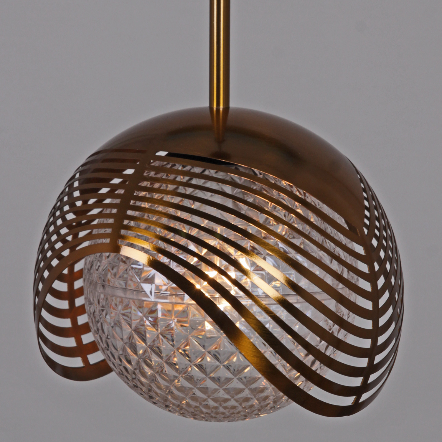 Светильник подвесной 05912-0.9-03 GB Е27 40Вт S=18м2  *1