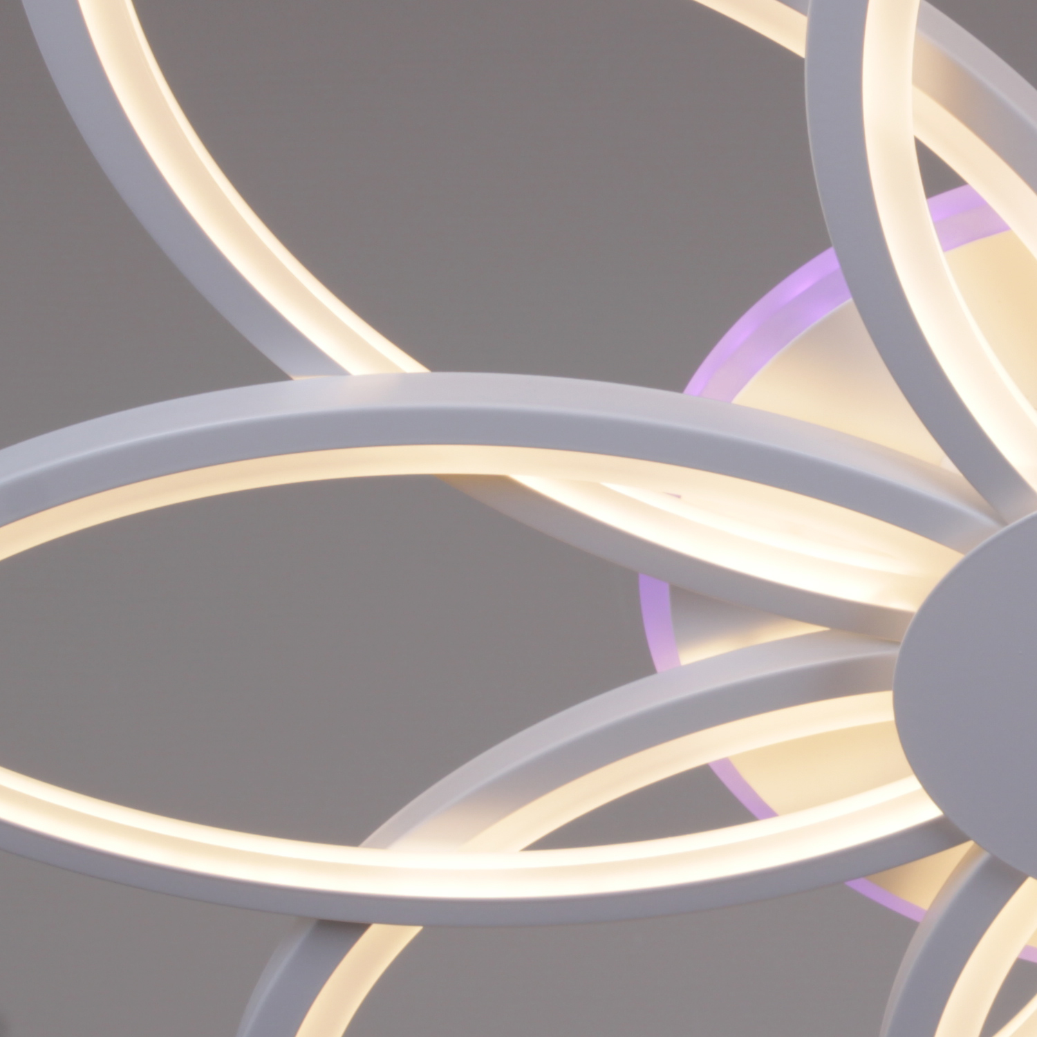 Люстра 09877-0.3-08 WH (RGB) LED ПДУ	ИК ПДУ 3000-6200К S=38м2  *1