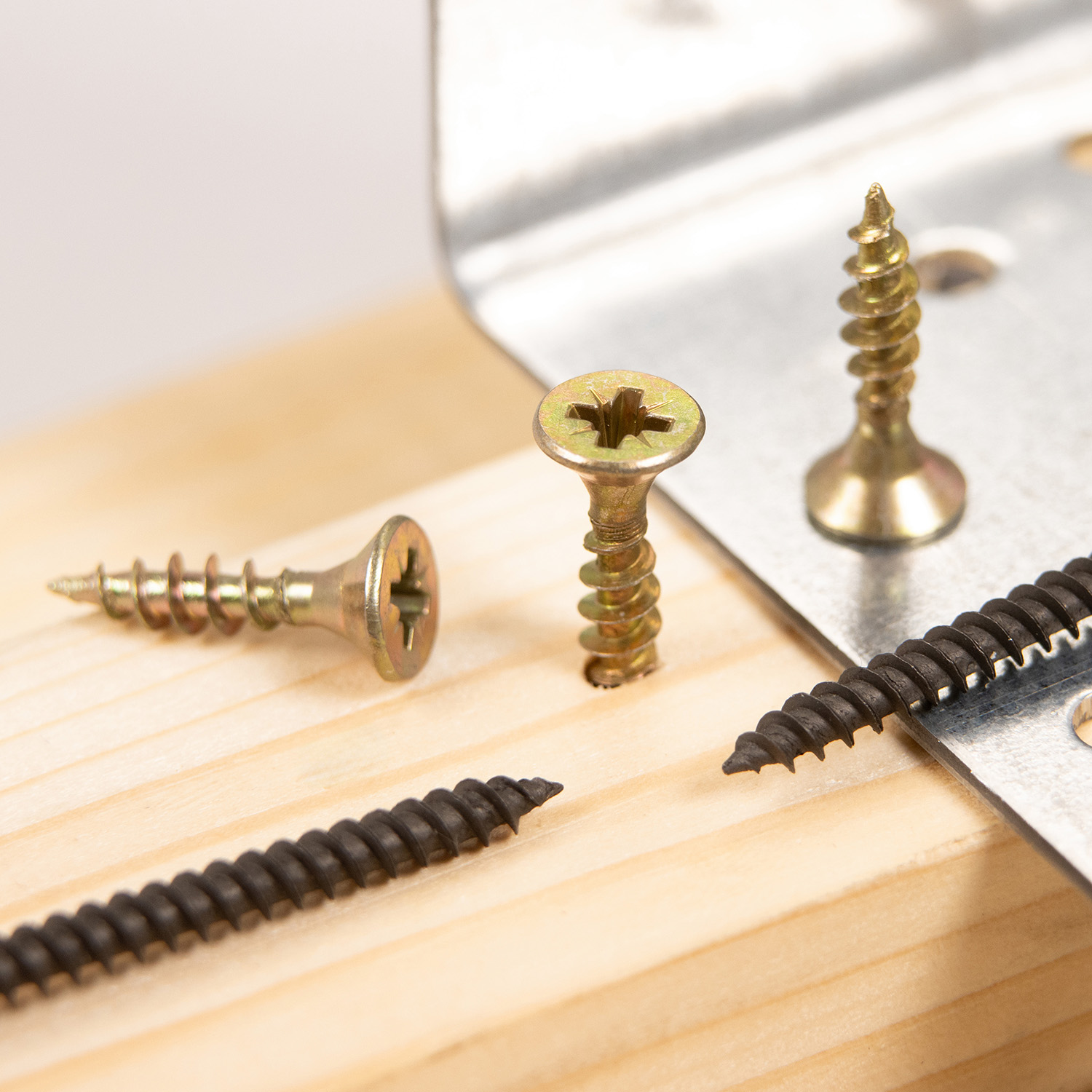 Шурупы жёлтые BROZEX пакет 4*20 (30шт) *10/100