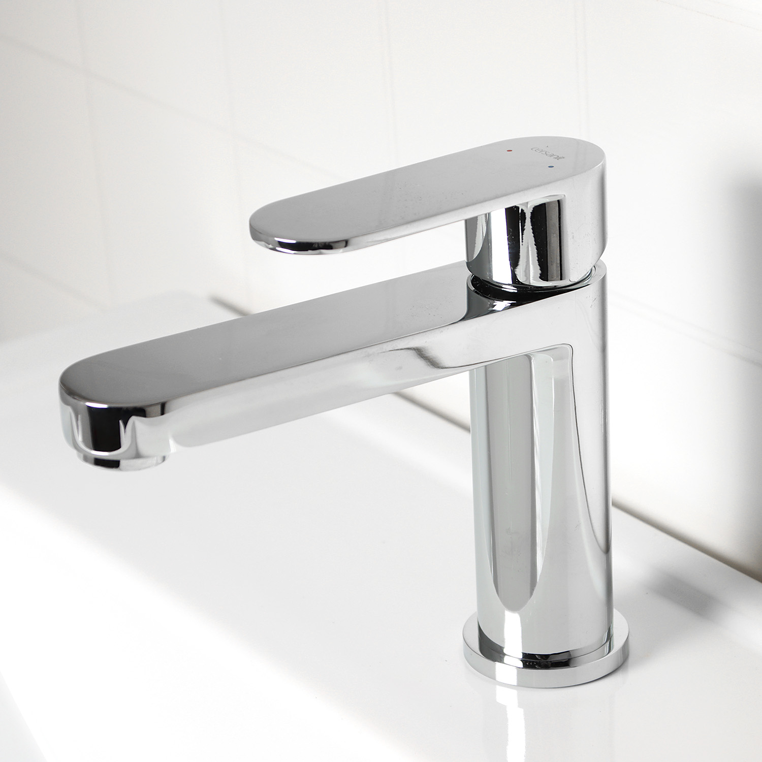 Смеситель для умывальника Cersanit Elio 63044, короткий излив, рычажный