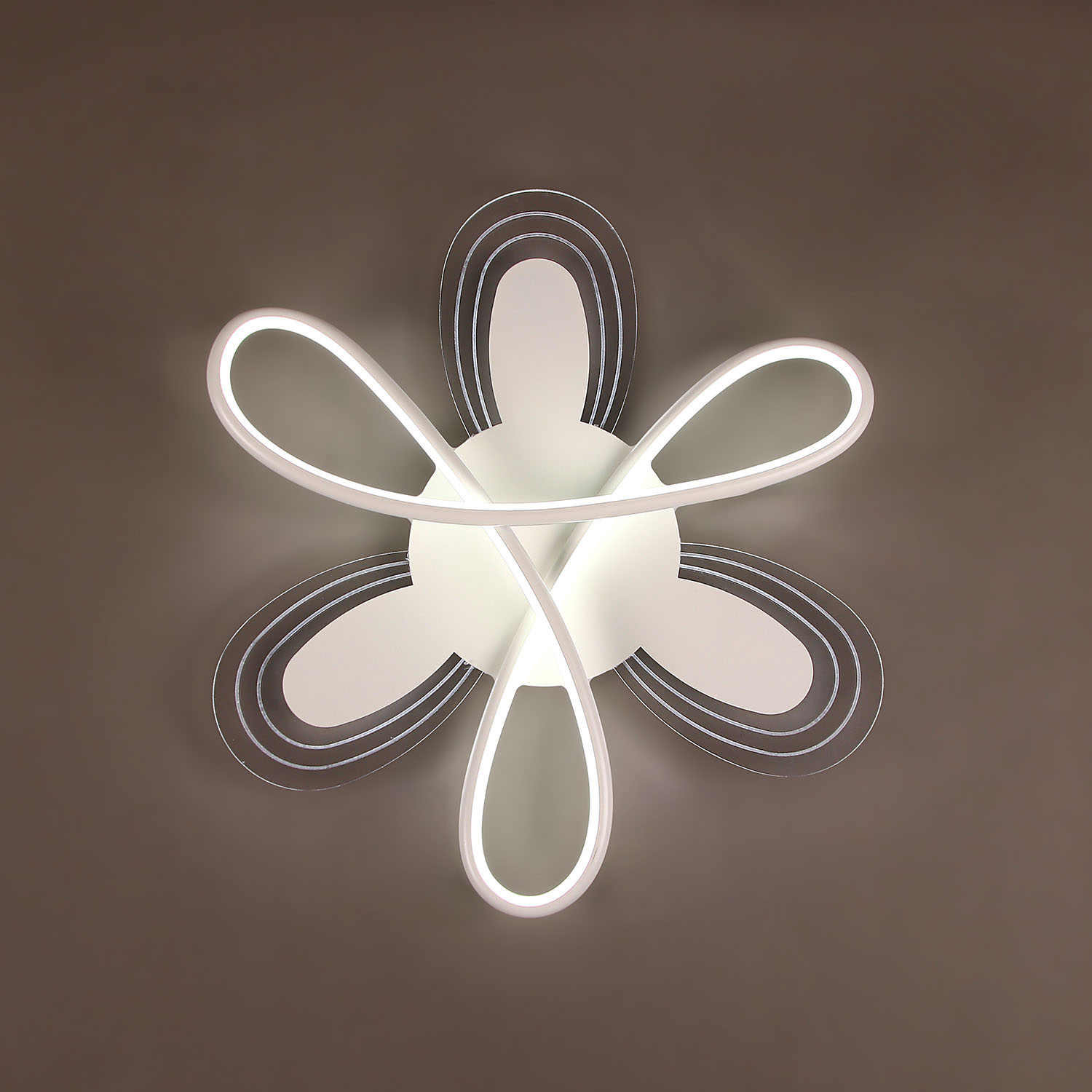 Светильник потолочный светодиодный 2334/160W white 500 мм 3 реж., пульт S=25м2  VERNER LIGHTING *1