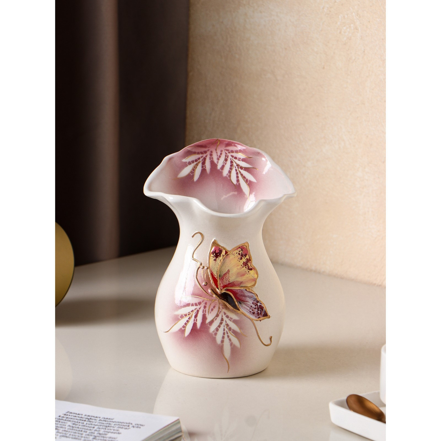яяяВаза настольная "Бутон", бело-розовая, бабочка, 22 см 1204585