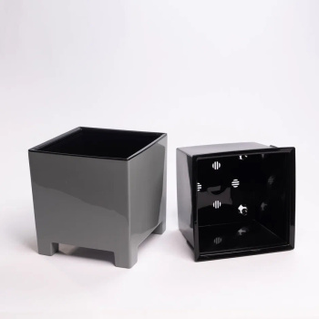 Кашпо пластм. "Нард" 2,1л 140х140мм h140мм со вставкой Серый муссон НР15-70 *1/8