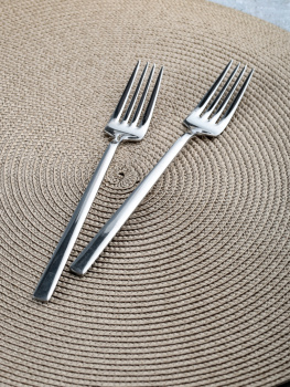 Вилка столовая нерж. "Quadro" КОМПЛЕКТ 2ШТ на подвеске DMC130 "Domenik" *1/12/72