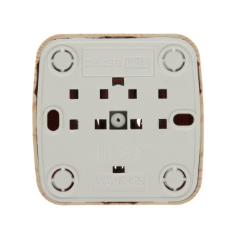 Розетка Дача ОП 1-мест. сосна сз А16 Народная SQ1824-0038